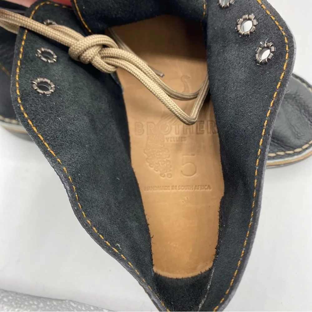 Brother Vellies new without